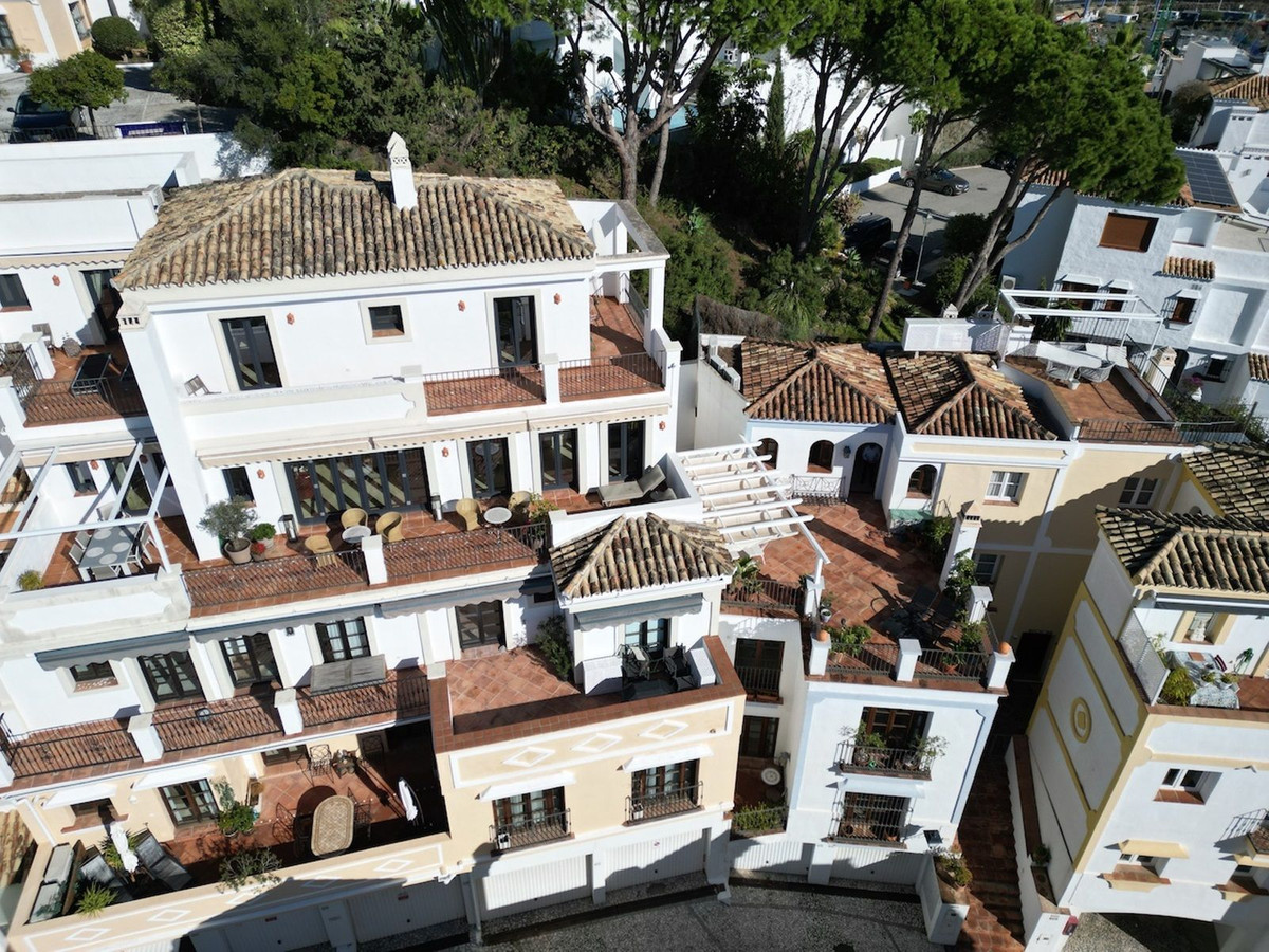 3 Bed Townhouse for sale in La Heredia Costa Del Sol, Málaga, Spain