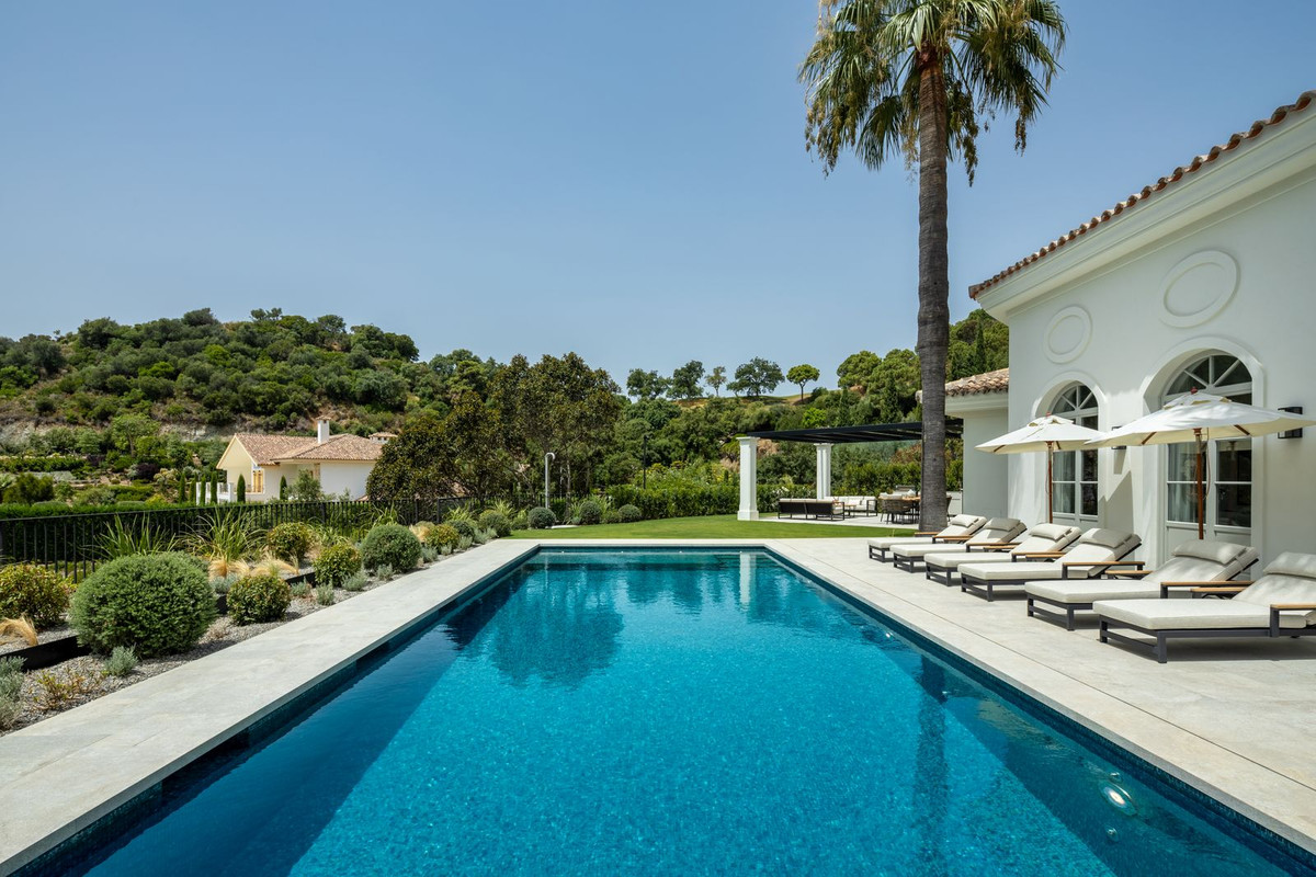 Se vende Villa - Chalet de 5 dormitorios en Costa Del Sol, Málaga, España