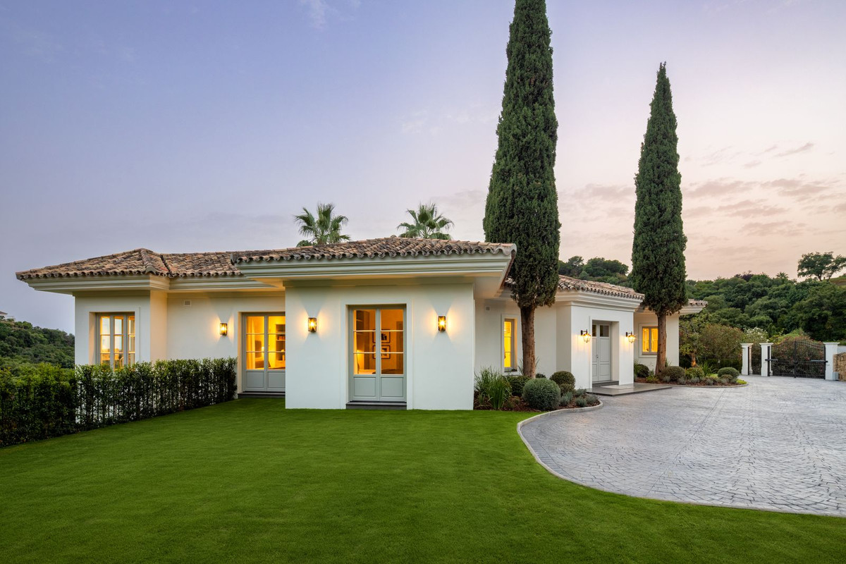 Se vende Villa - Chalet de 5 dormitorios en Costa Del Sol, Málaga, España