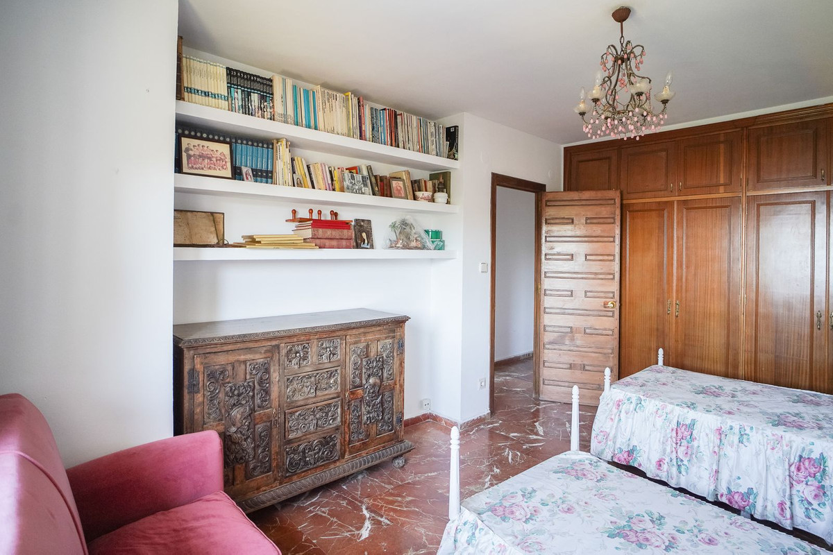 8 Bed Townhouse for sale in El Candado Málaga Ciudad, Málaga, Spain