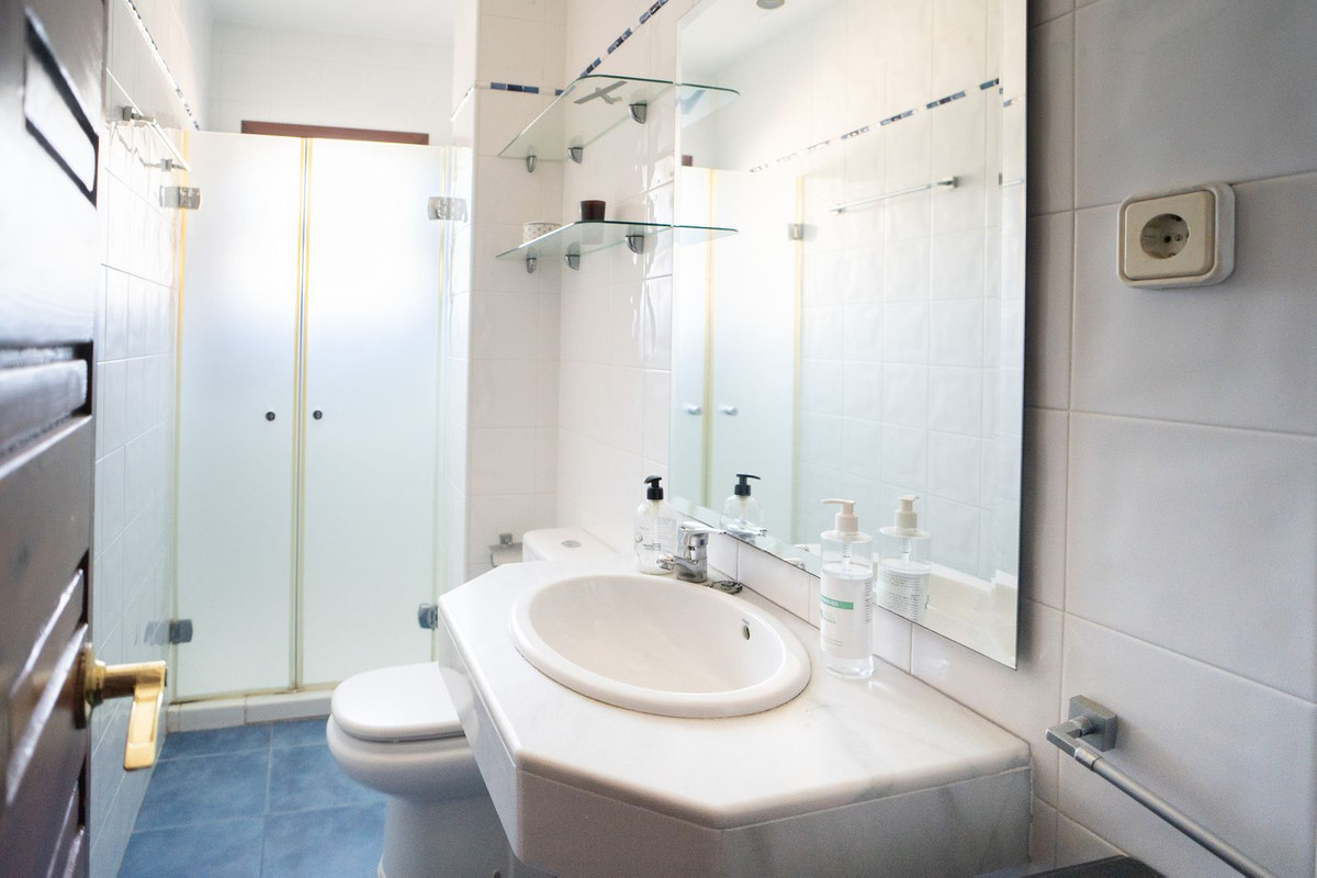 8 Bed Townhouse for sale in El Candado Málaga Ciudad, Málaga, Spain