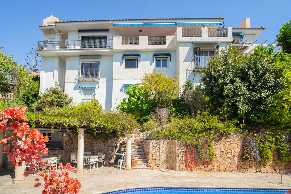 8 Bed Townhouse for sale in El Candado Málaga Ciudad, Málaga, Spain