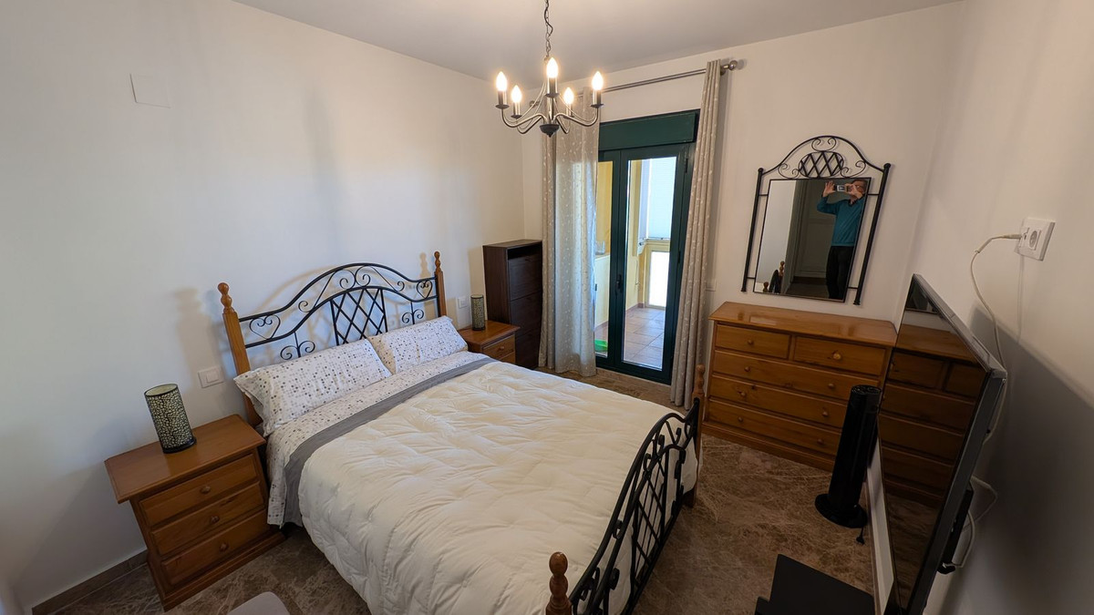 Se vende Apartamento Planta Media de 2 dormitorios en Costa Del Sol, Málaga, España