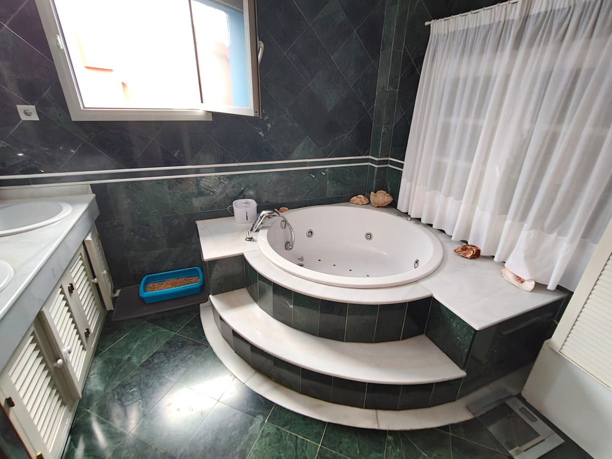 4 Bed Townhouse for sale in Guadalmar Málaga Ciudad, Málaga, Spain