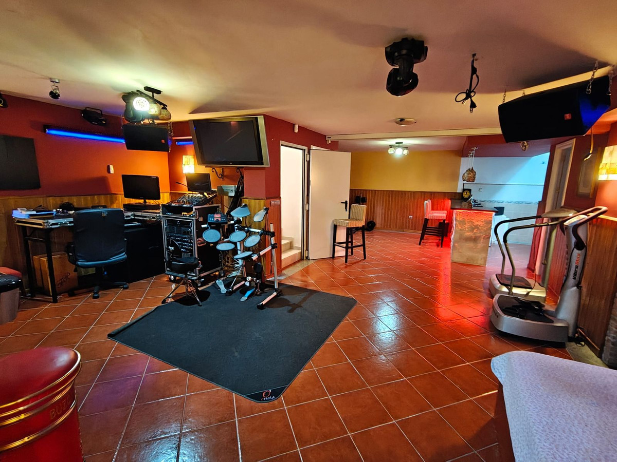 4 Bed Townhouse for sale in Guadalmar Málaga Ciudad, Málaga, Spain
