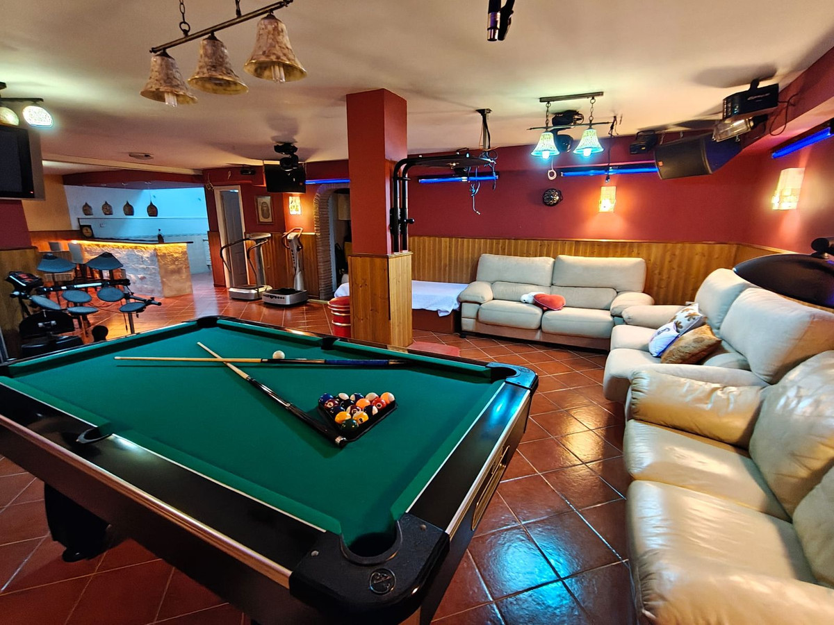 4 Bed Townhouse for sale in Guadalmar Málaga Ciudad, Málaga, Spain