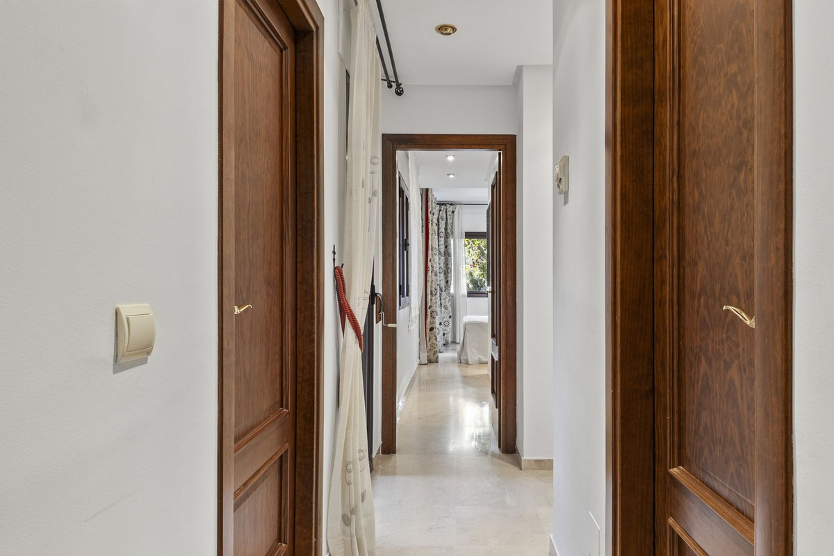 3 Bed Apartment for sale in El Rosario Costa Del Sol, Málaga, Spain