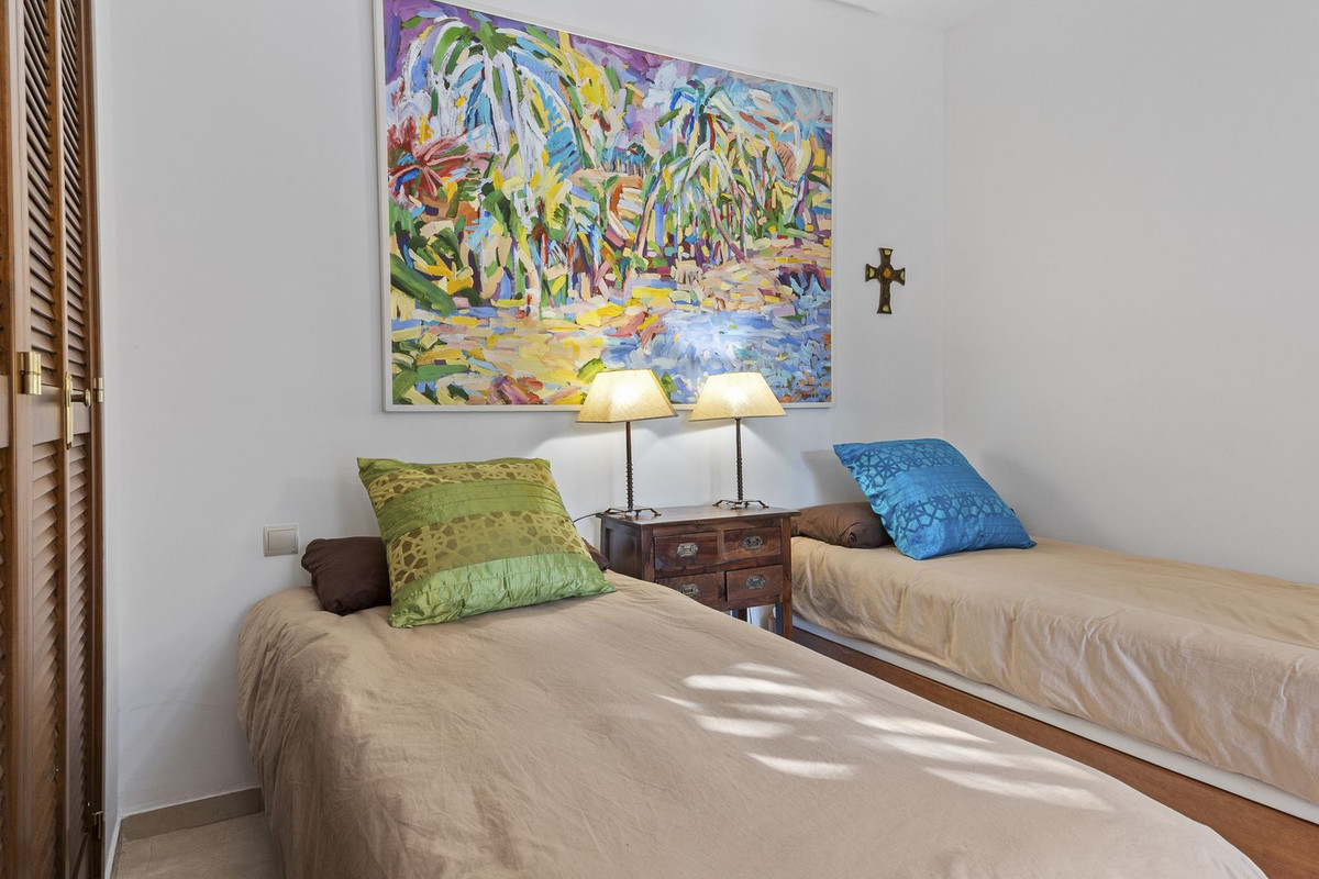 3 Bed Apartment for sale in El Rosario Costa Del Sol, Málaga, Spain