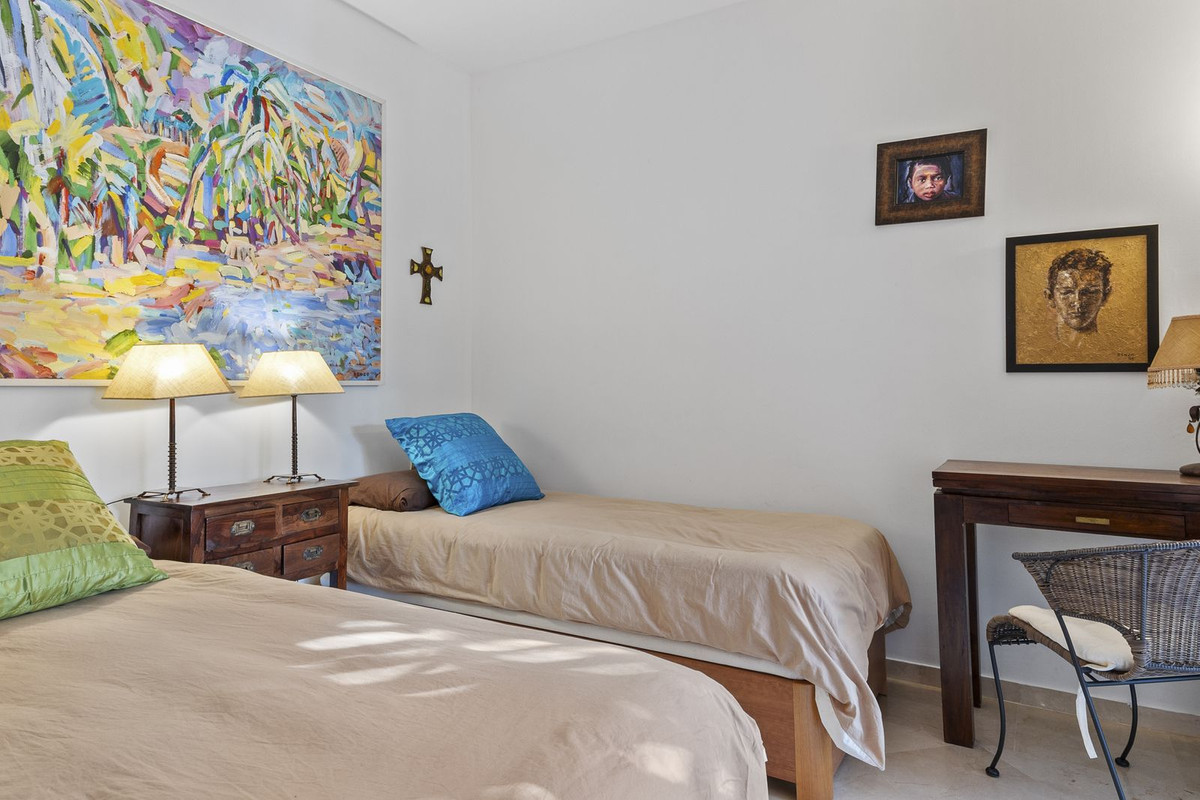 3 Bed Apartment for sale in El Rosario Costa Del Sol, Málaga, Spain