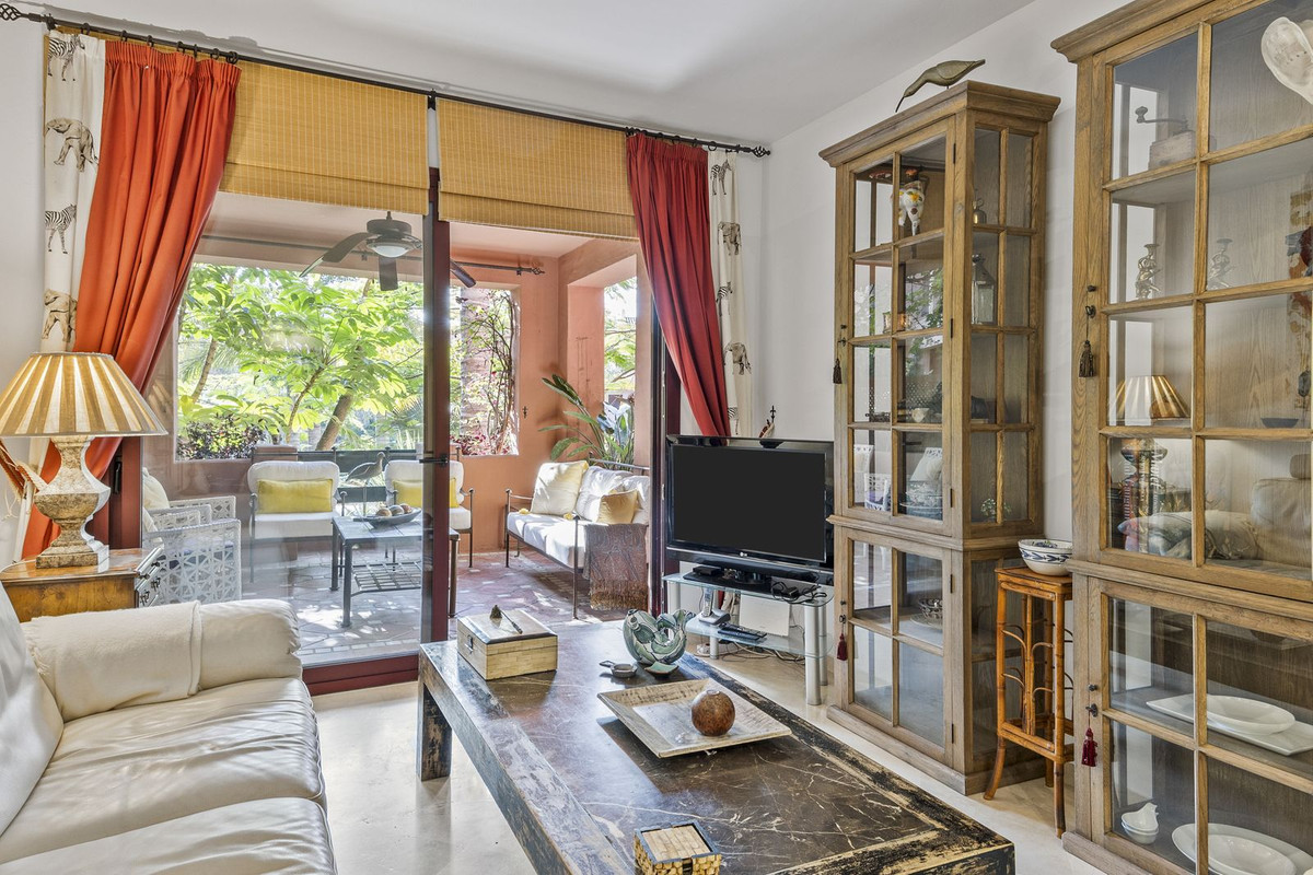 3 Bed Apartment for sale in El Rosario Costa Del Sol, Málaga, Spain