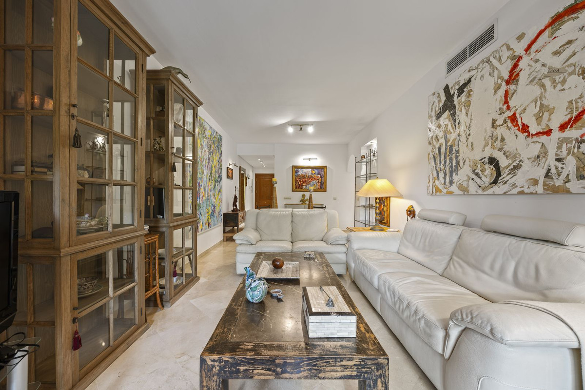 3 Bed Apartment for sale in El Rosario Costa Del Sol, Málaga, Spain
