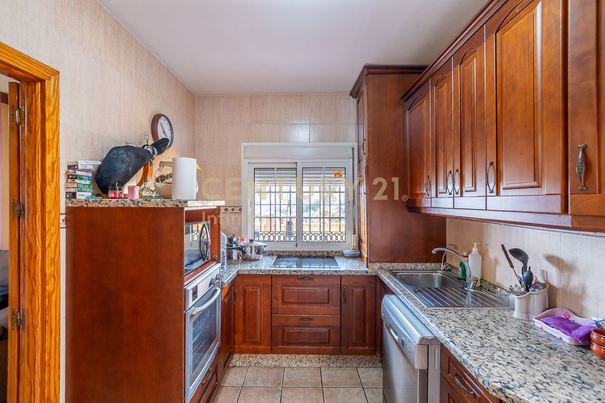 Se vende Villa - Chalet de 7 dormitorios en Costa Del Sol East, Málaga, España