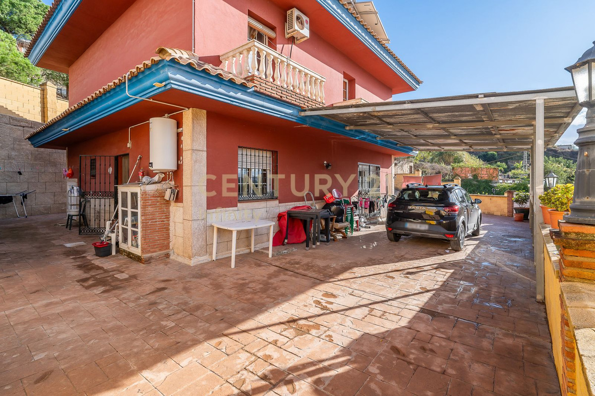 Se vende Villa - Chalet de 7 dormitorios en Costa Del Sol East, Málaga, España
