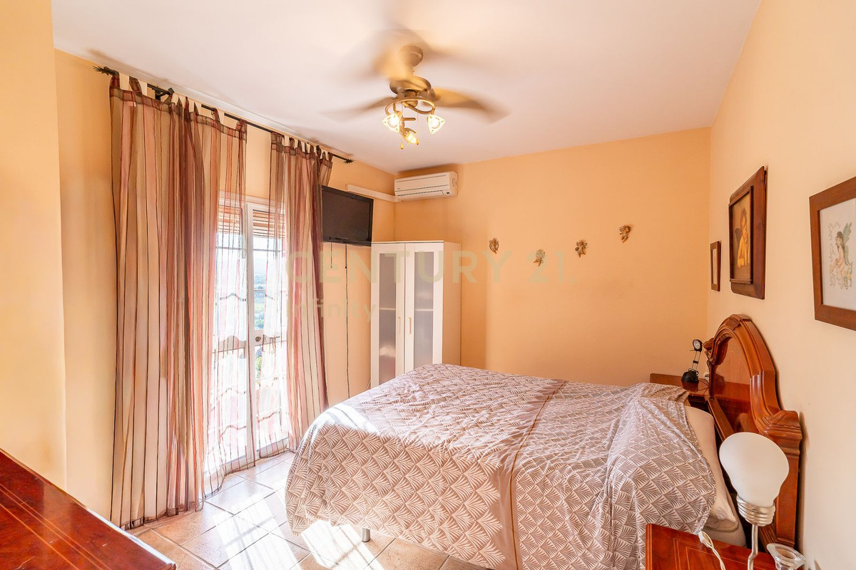 Se vende Villa - Chalet de 7 dormitorios en Costa Del Sol East, Málaga, España