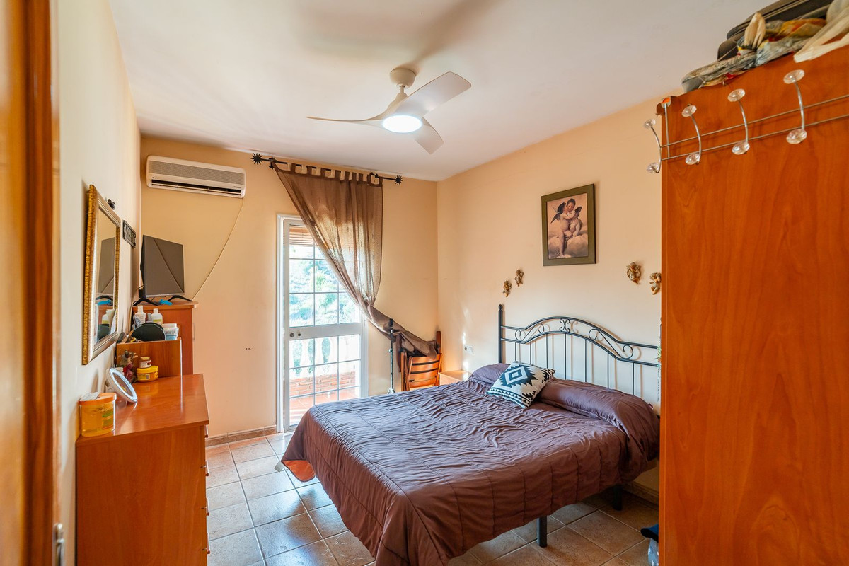 Se vende Villa - Chalet de 7 dormitorios en Costa Del Sol East, Málaga, España