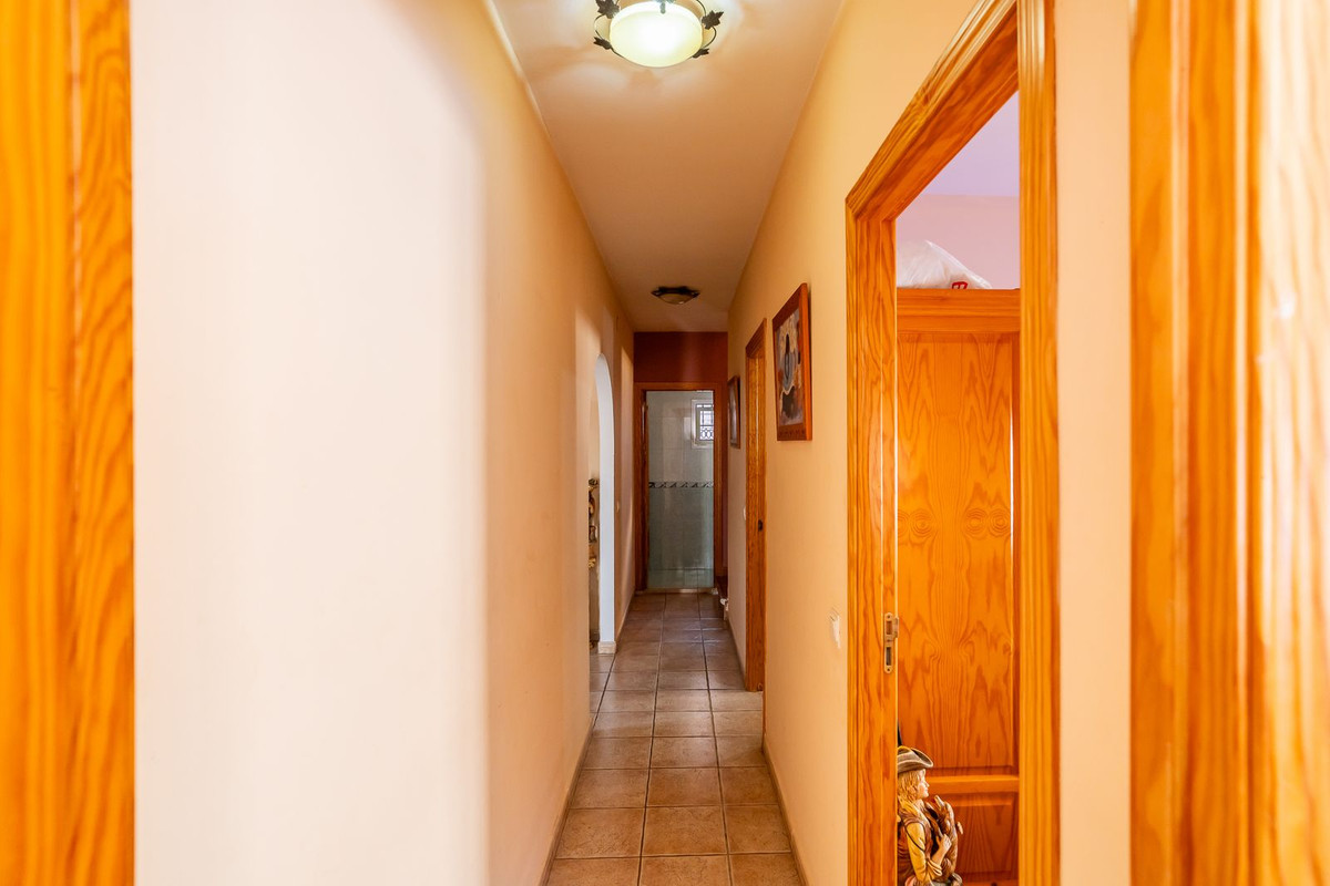 Se vende Villa - Chalet de 7 dormitorios en Costa Del Sol East, Málaga, España