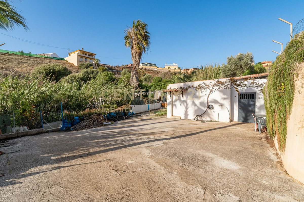 Se vende Villa - Chalet de 7 dormitorios en Costa Del Sol East, Málaga, España