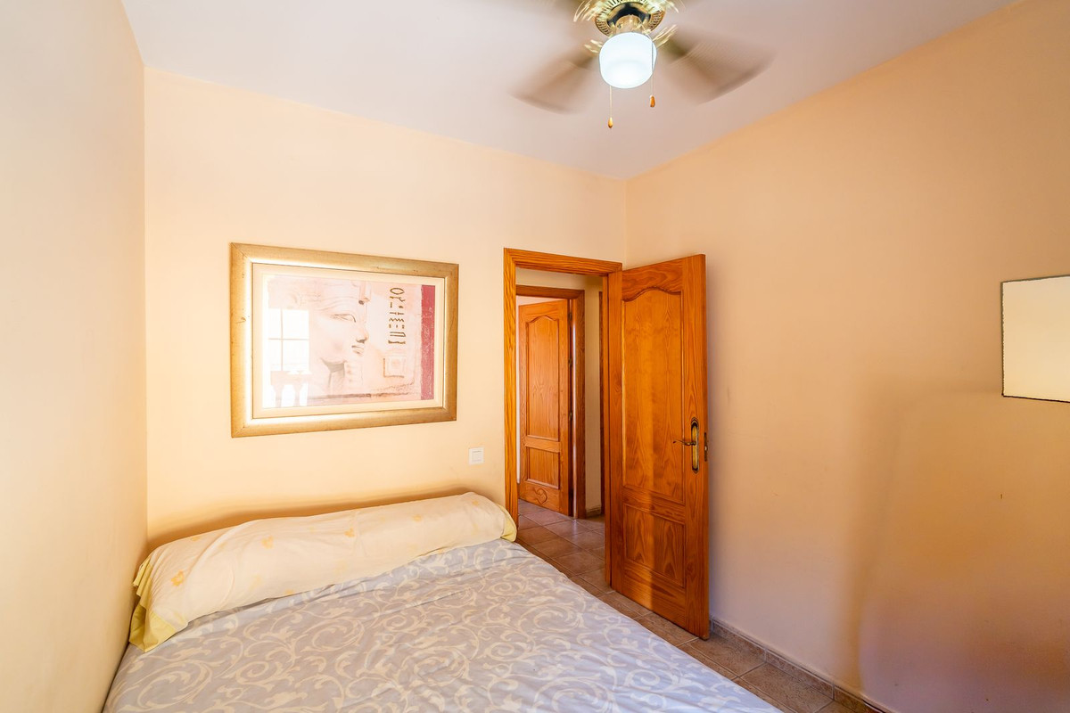 Se vende Villa - Chalet de 7 dormitorios en Costa Del Sol East, Málaga, España