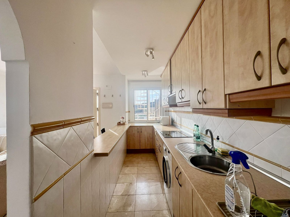 Se vende Apartamento en Planta Última de 1 dormitorios en Costa Del Sol, Cadiz, España