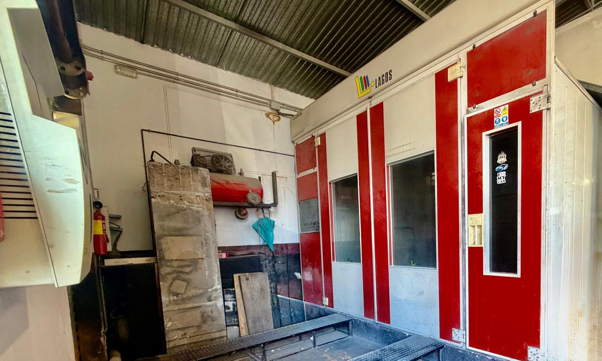 Se vende Nave industrial de 1 dormitorios en Costa Del Sol, Málaga, España