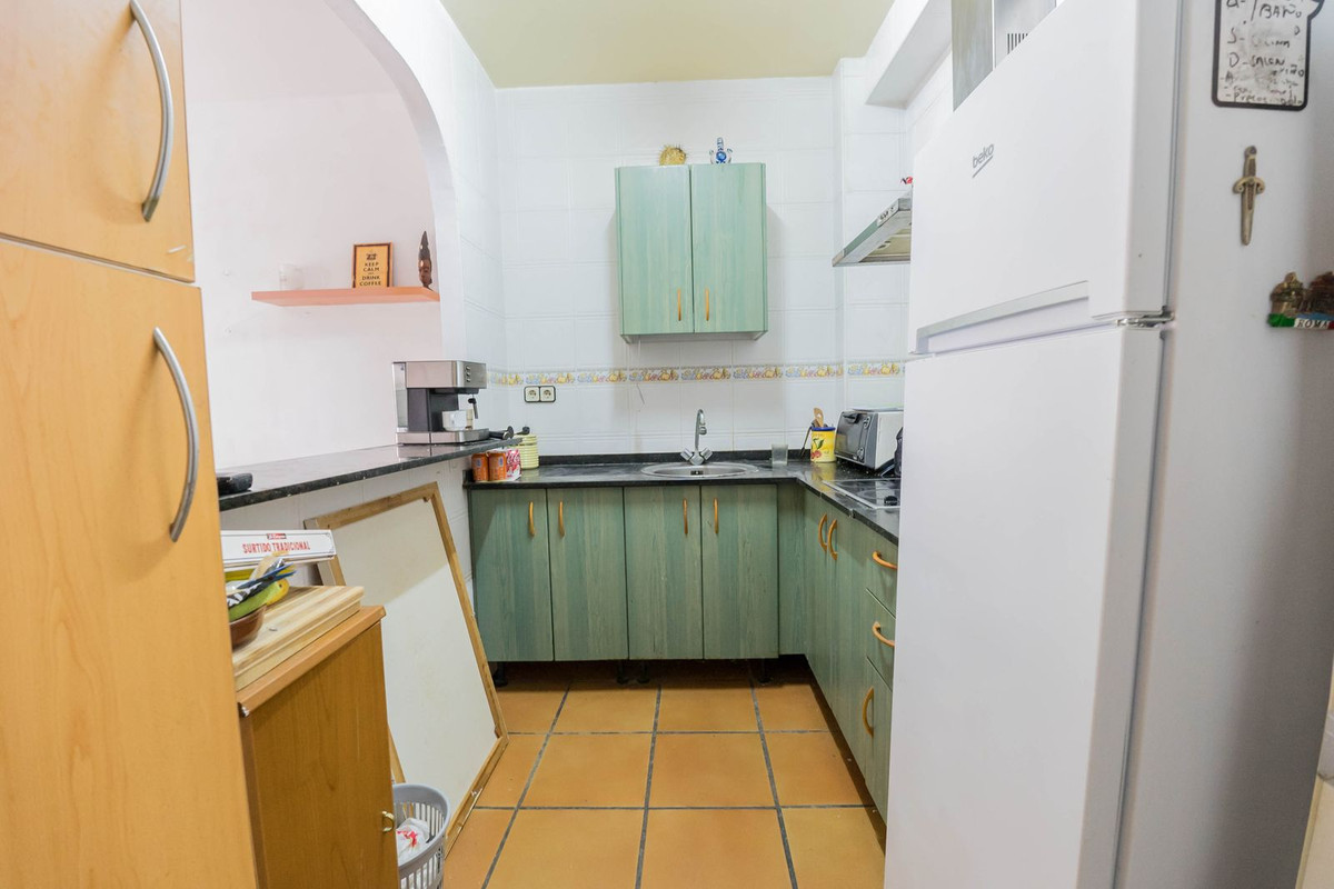 2 Bed Apartment for sale in Fuengirola Costa Del Sol, Málaga, Spain