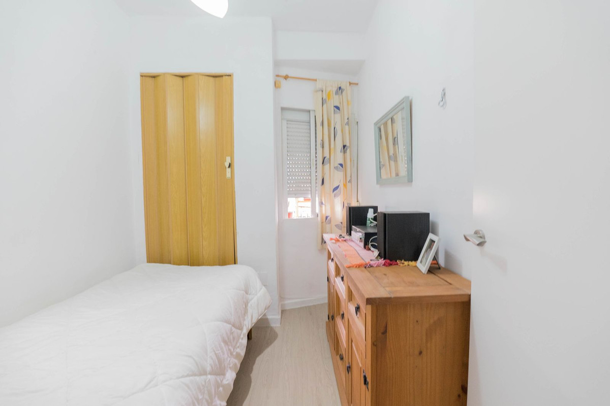 2 Bed Apartment for sale in Fuengirola Costa Del Sol, Málaga, Spain