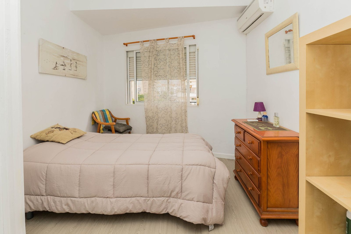 2 Bed Apartment for sale in Fuengirola Costa Del Sol, Málaga, Spain