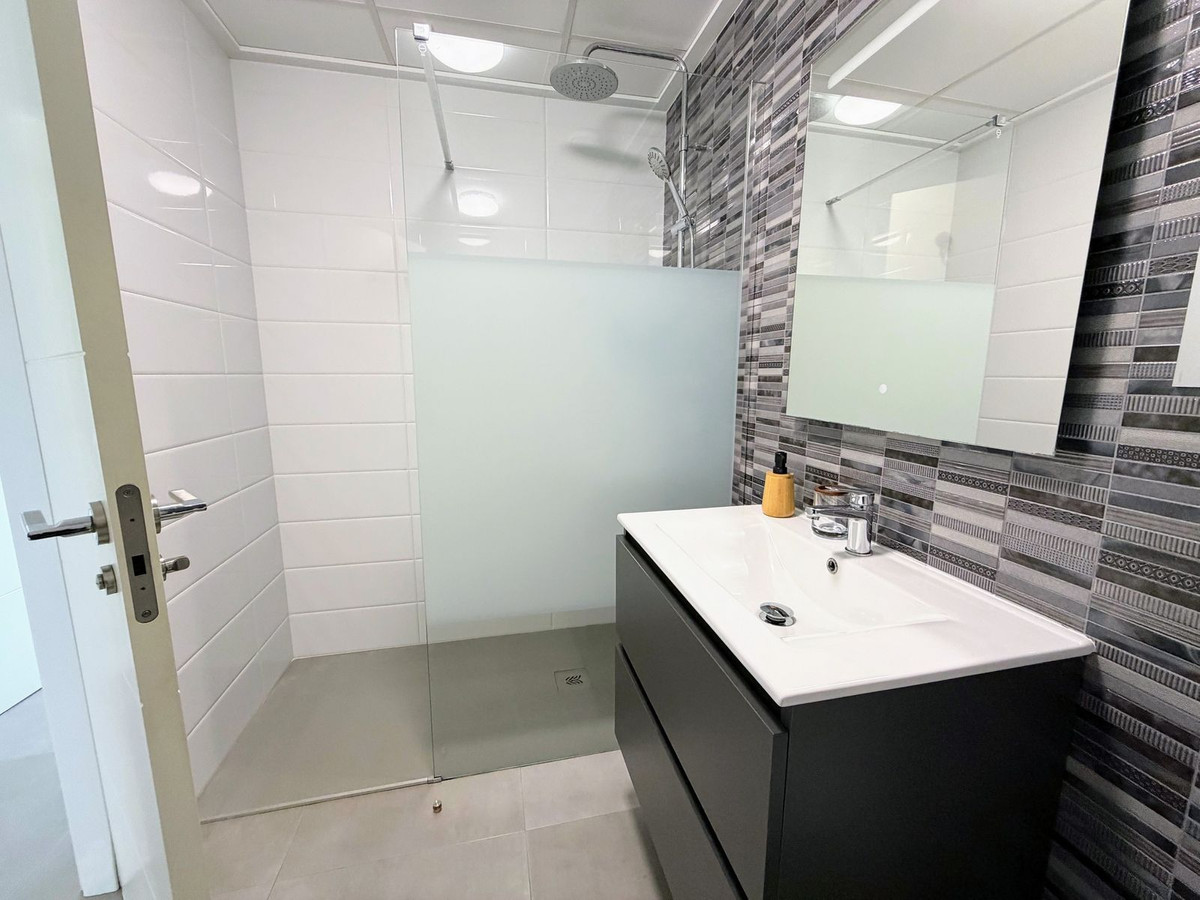 2 Bed Apartment for sale in Pilar De La Horadada Costa Blanca, Alicante, Spain