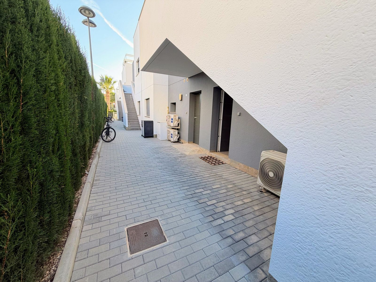 2 Bed Apartment for sale in Pilar De La Horadada Costa Blanca, Alicante, Spain