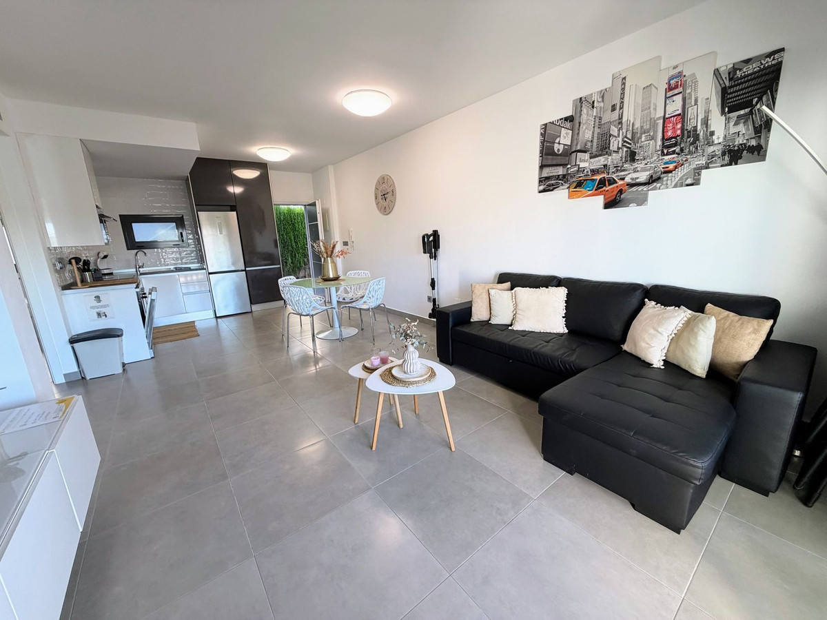 2 Bed Apartment for sale in Pilar De La Horadada Costa Blanca, Alicante, Spain