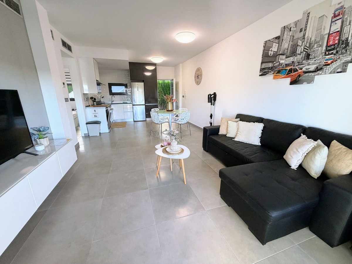 2 Bed Apartment for sale in Pilar De La Horadada Costa Blanca, Alicante, Spain