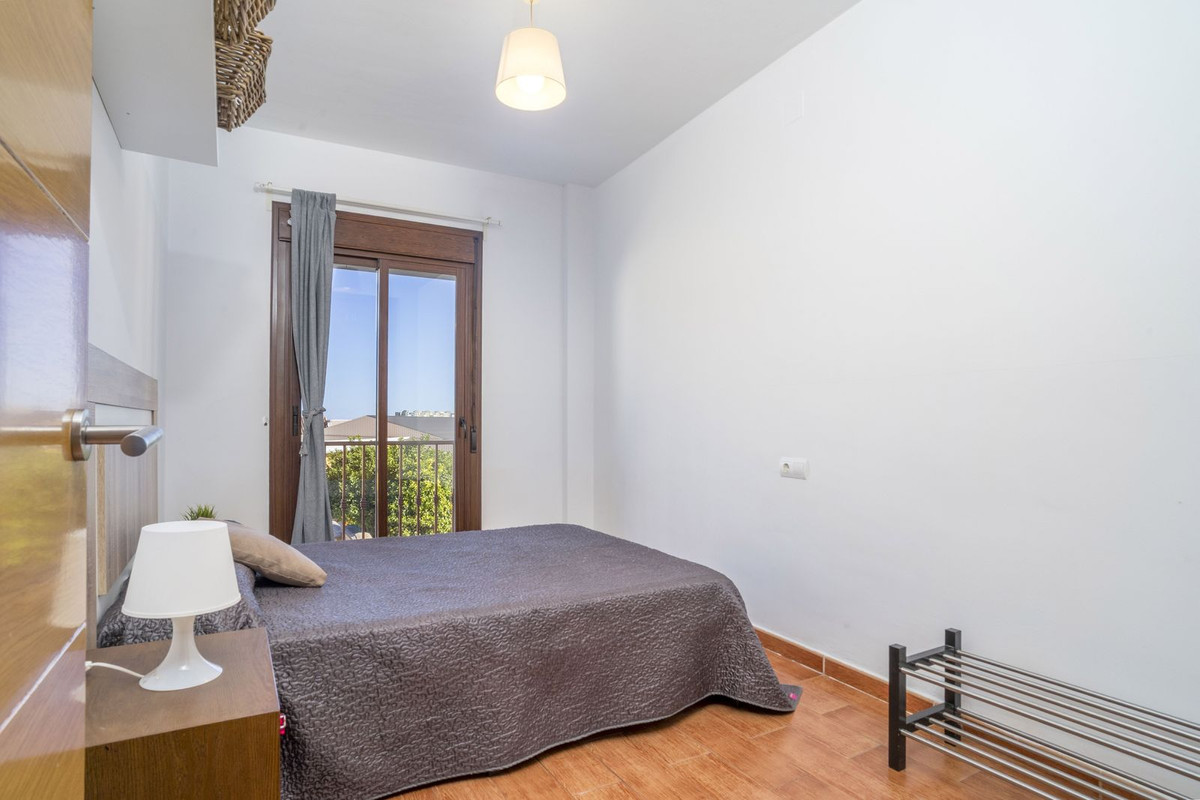 Se vende Apartamento Planta Media de 2 dormitorios en Costa Del Sol, Málaga, España
