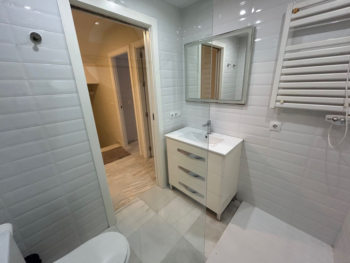 4 Bed Townhouse for sale in Atalaya Costa Del Sol, Málaga, Spain