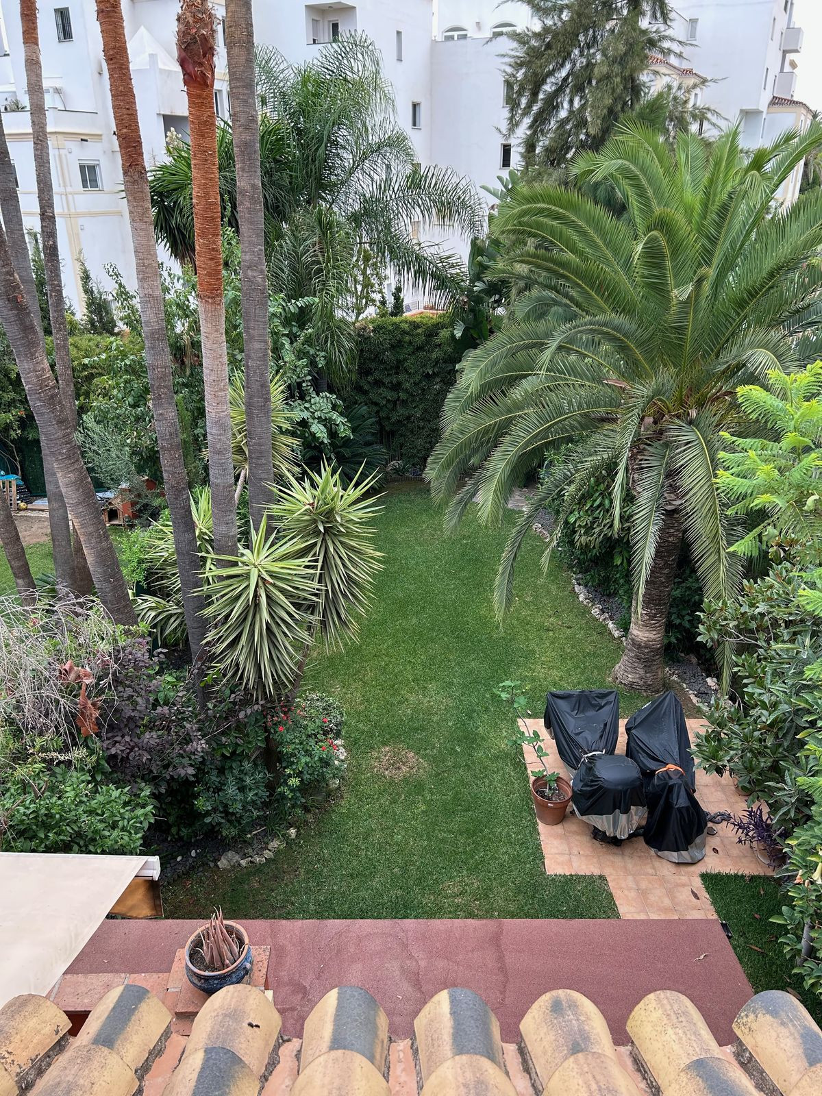 4 Bed Townhouse for sale in Atalaya Costa Del Sol, Málaga, Spain