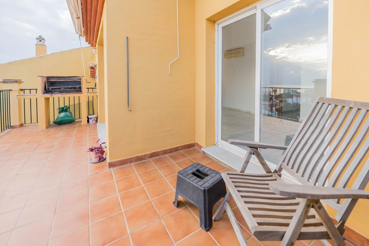 Se vende Villa - Chalet de 3 dormitorios en Costa Del Sol, Málaga, España