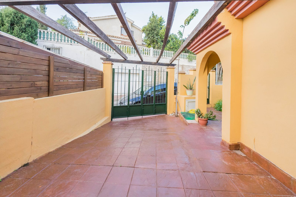 Se vende Villa - Chalet de 3 dormitorios en Costa Del Sol, Málaga, España