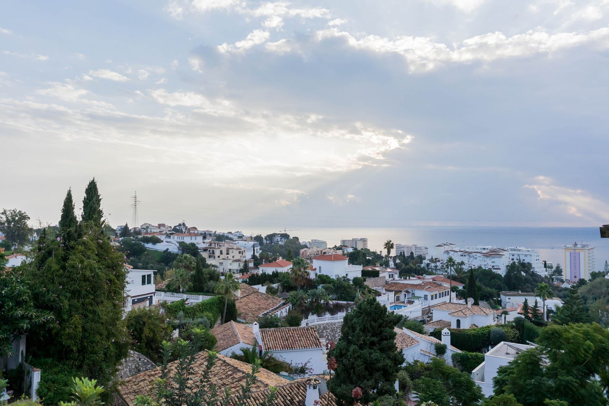 Se vende Villa - Chalet de 3 dormitorios en Costa Del Sol, Málaga, España