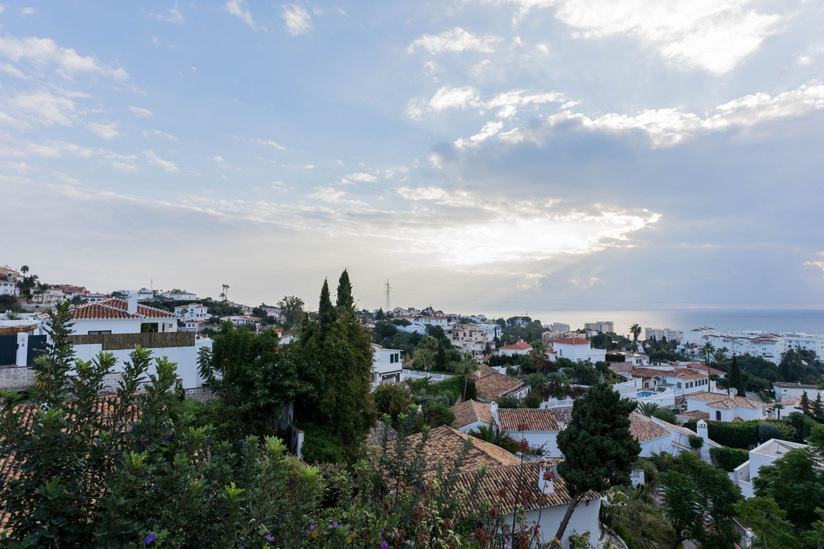 Se vende Villa - Chalet de 3 dormitorios en Costa Del Sol, Málaga, España