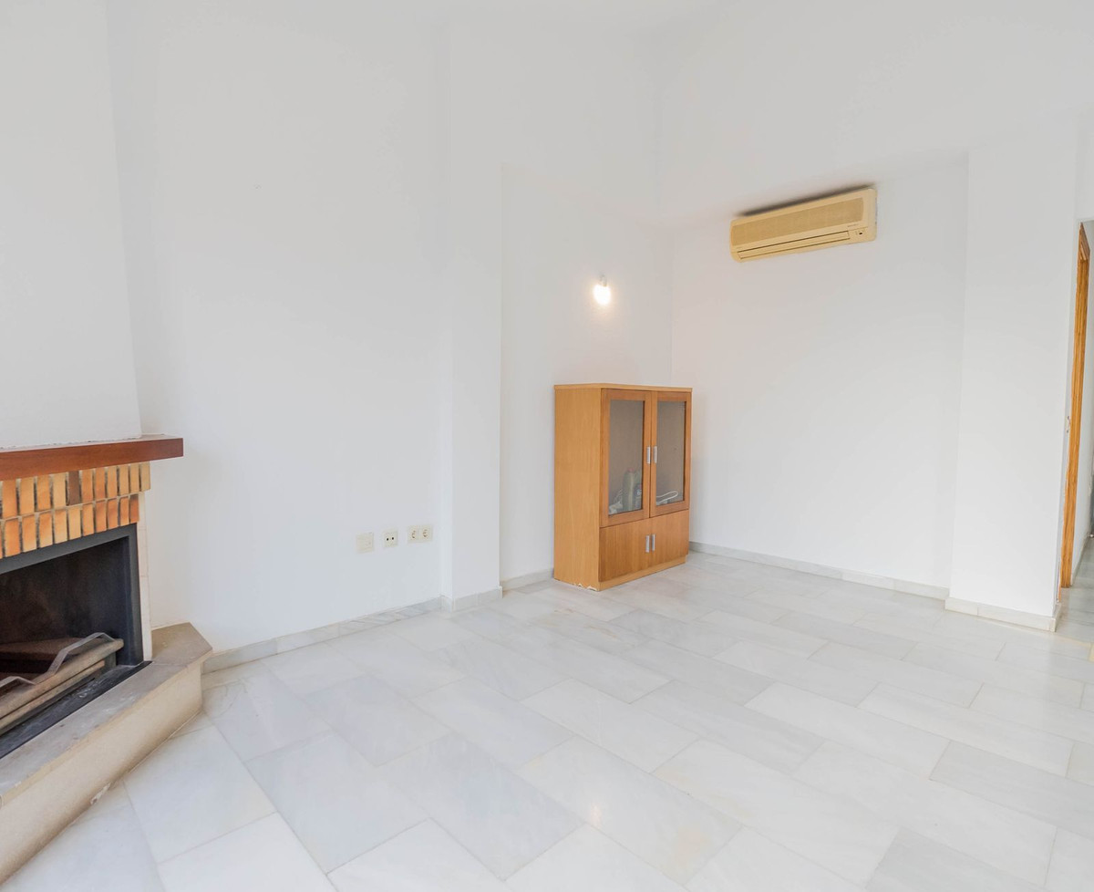 Se vende Villa - Chalet de 3 dormitorios en Costa Del Sol, Málaga, España