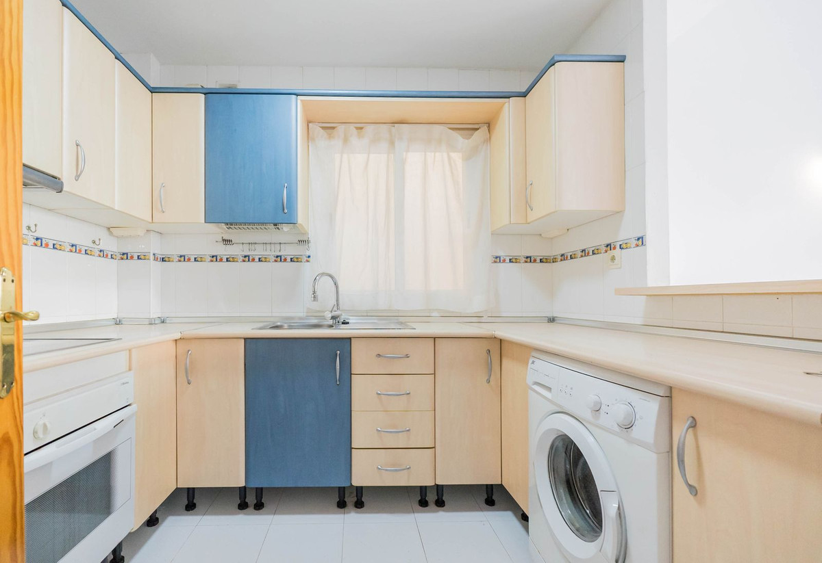Se vende Villa - Chalet de 3 dormitorios en Costa Del Sol, Málaga, España