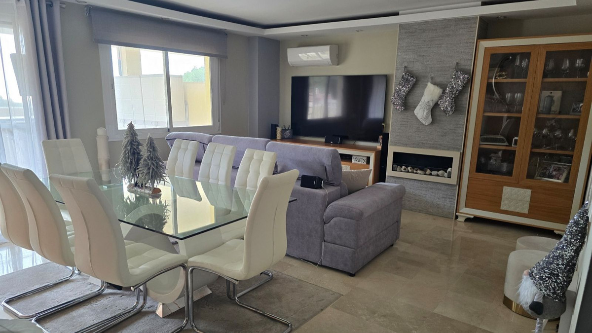 3 Bed Apartment for sale in Mijas Costa Del Sol, Málaga, Spain