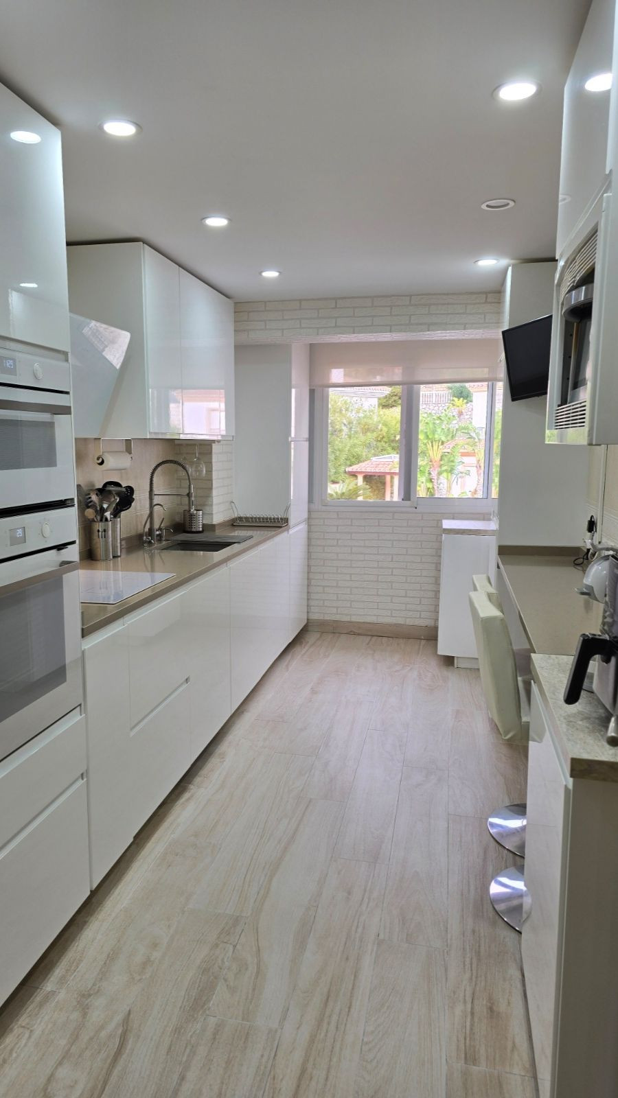 3 Bed Apartment for sale in Mijas Costa Del Sol, Málaga, Spain