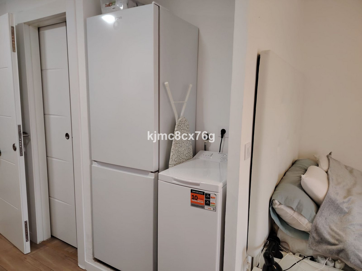 Se vende Estudio Planta Media  en Costa Del Sol, Málaga, España