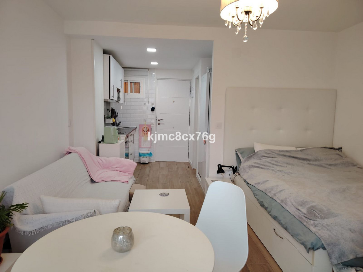 Se vende Estudio Planta Media  en Costa Del Sol, Málaga, España