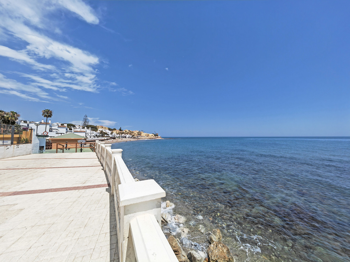 2 Bed Apartment for sale in Mijas Costa Costa Del Sol, Málaga, Spain