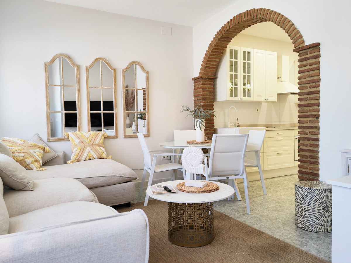 2 Bed Apartment for sale in Mijas Costa Costa Del Sol, Málaga, Spain