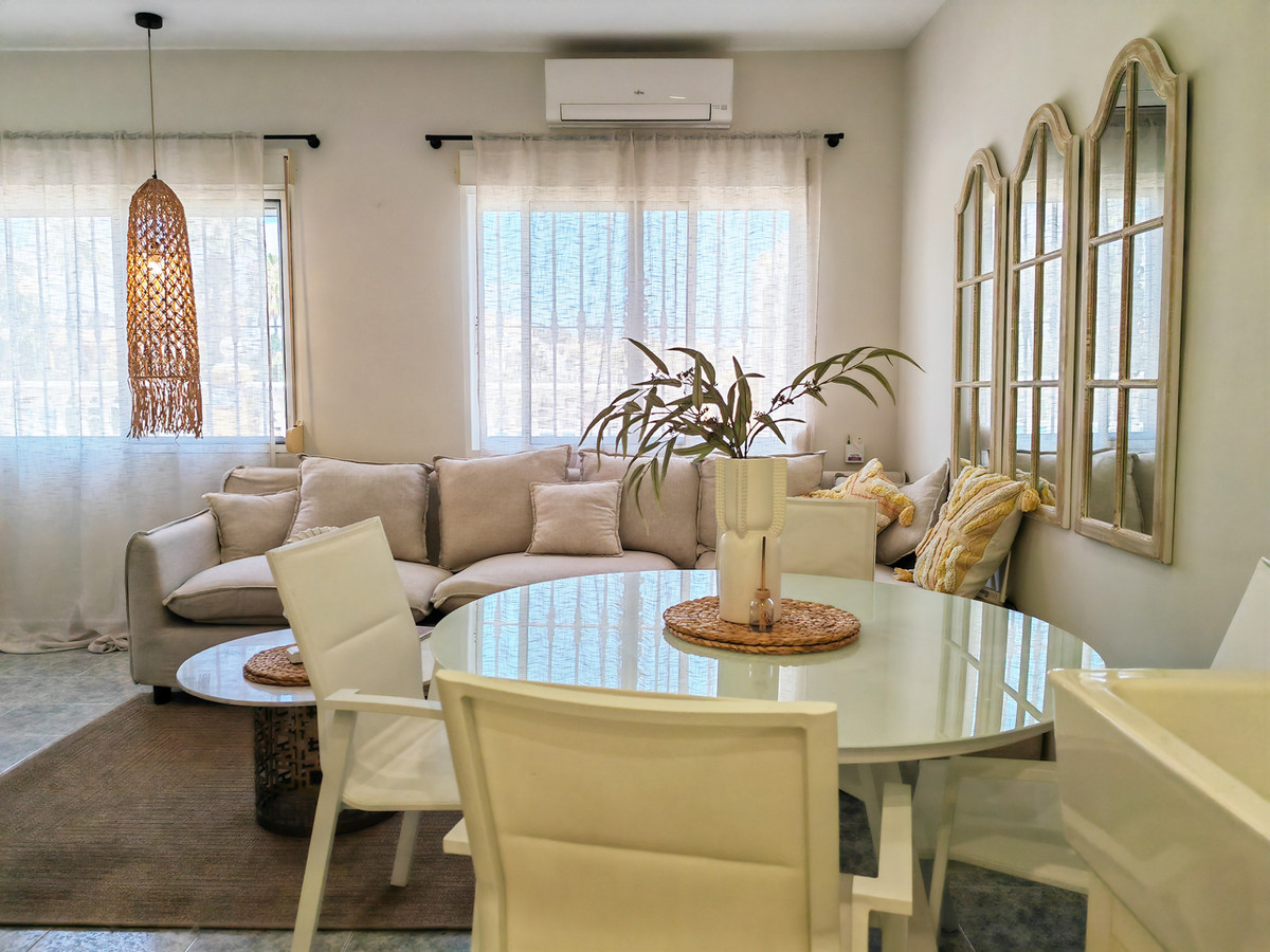2 Bed Apartment for sale in Mijas Costa Costa Del Sol, Málaga, Spain