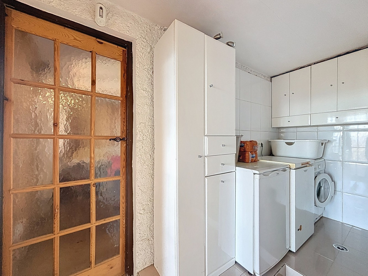 4 Bed Townhouse for sale in Periana Costa Del Sol East, Málaga, Spain
