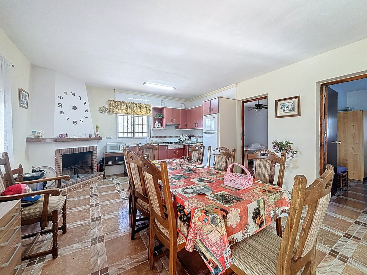 Se vende Terreno Rustico de 3 dormitorios en Costa Del Sol East, Málaga, España