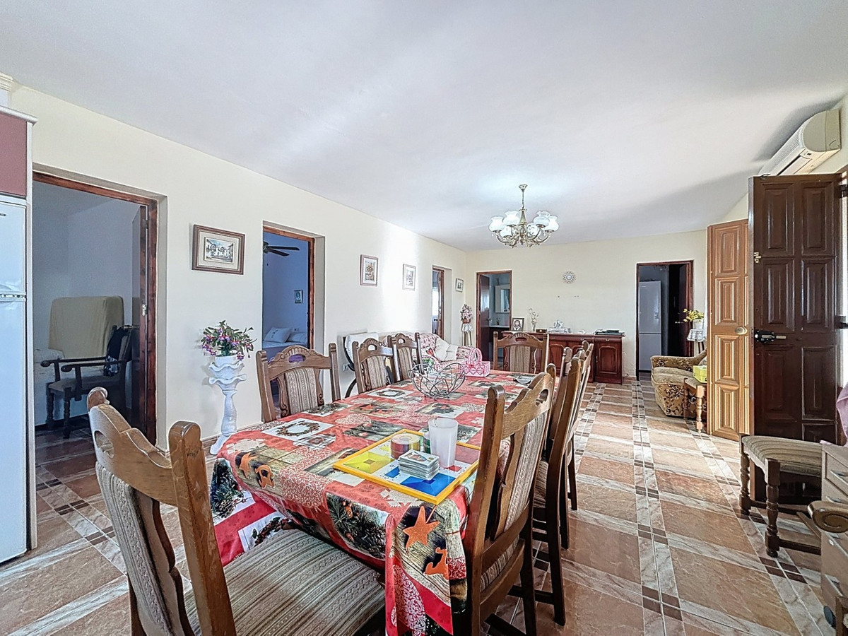 Se vende Terreno Rustico de 3 dormitorios en Costa Del Sol East, Málaga, España